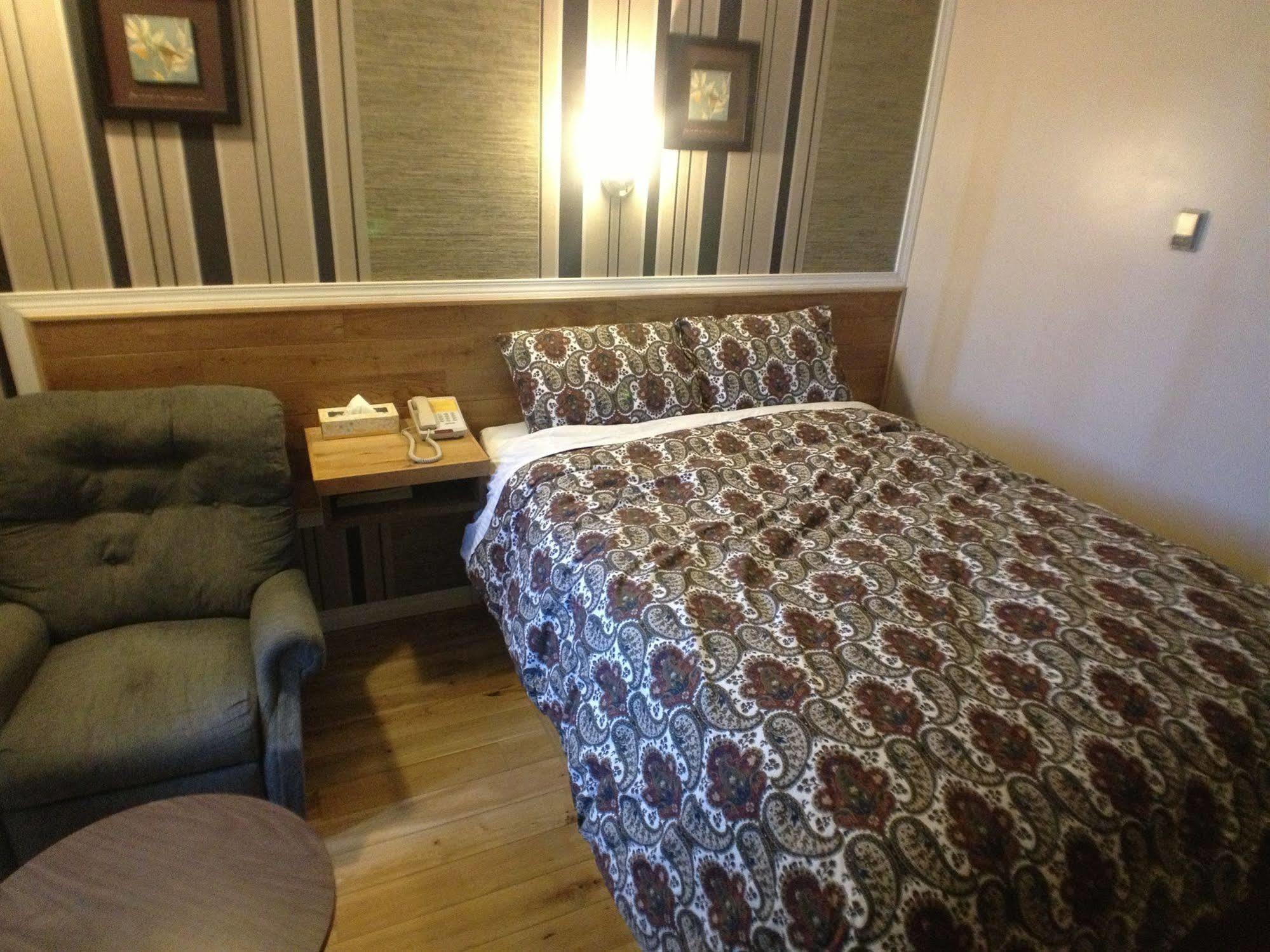 St. Paul Galaxy Motel المظهر الخارجي الصورة